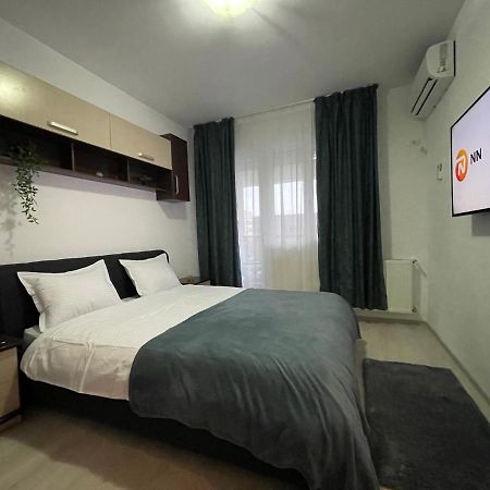 Apartament Centru Palas Mall Apartment Яш Екстериор снимка